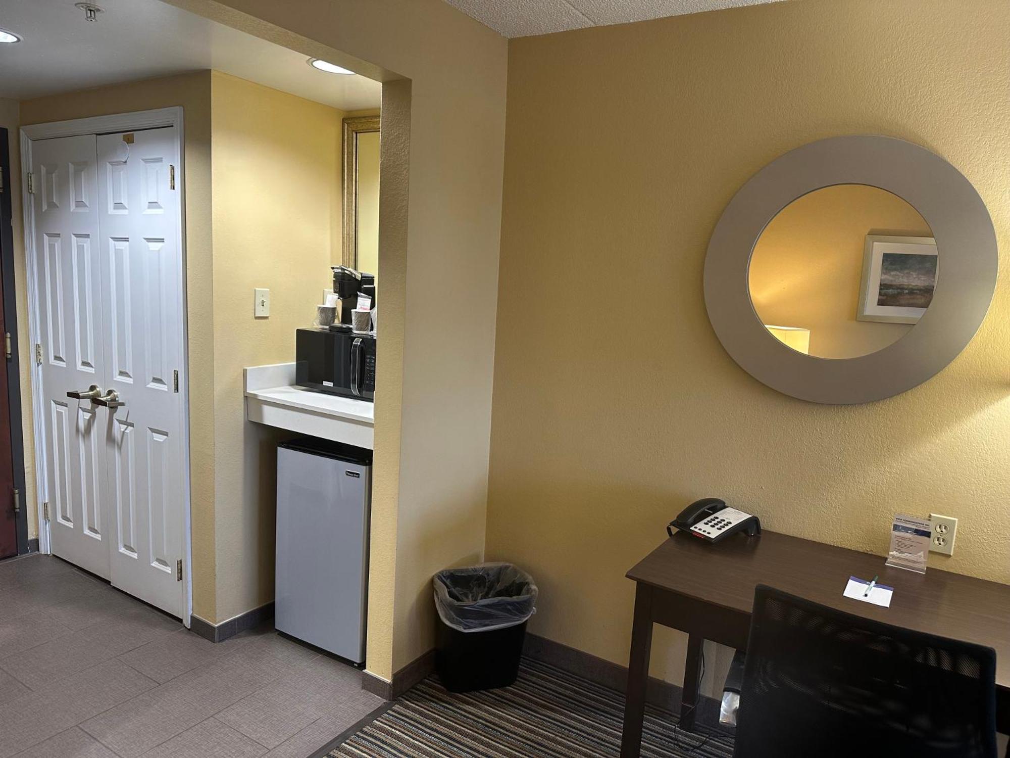 Western East Inn&suites 3* Harrisburg