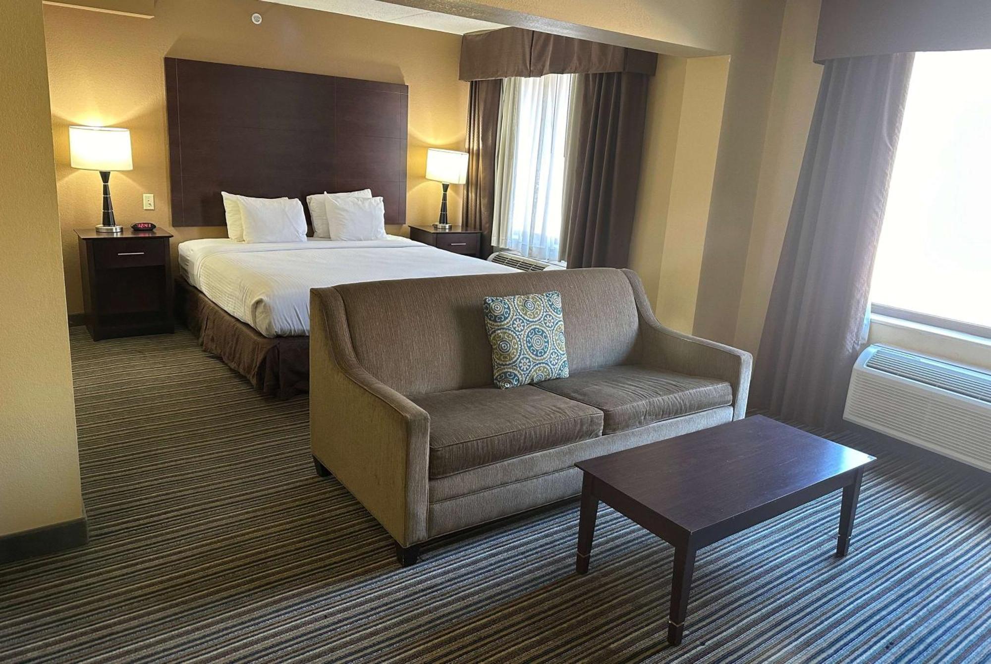 Hotel Wingate By Wyndham Near Hershey 3*