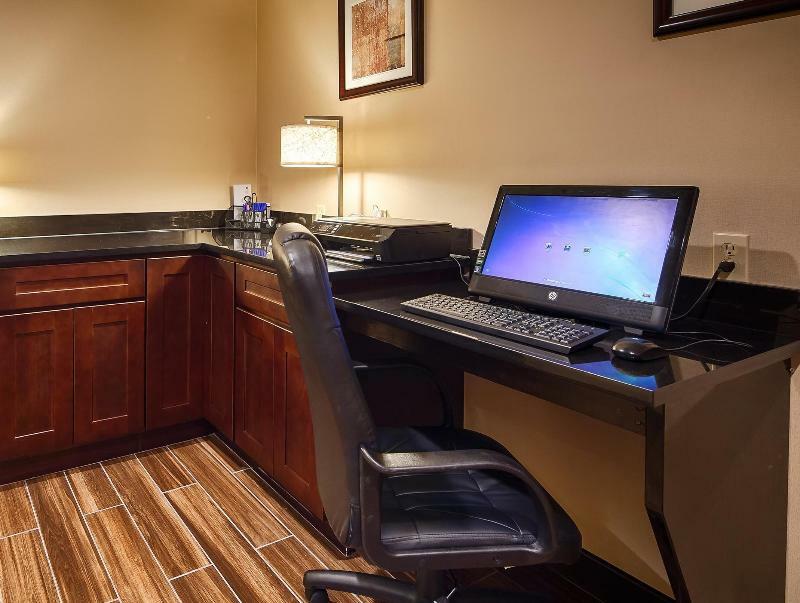 Wingate By Wyndham Near Hershey 3*