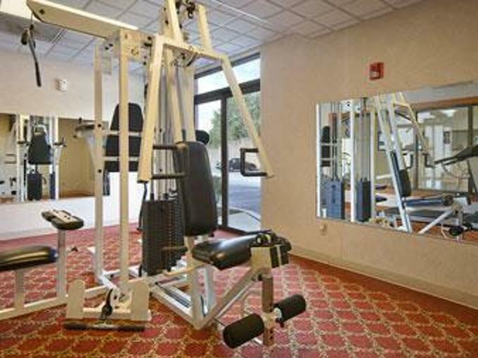 Western East Inn&suites 3*
